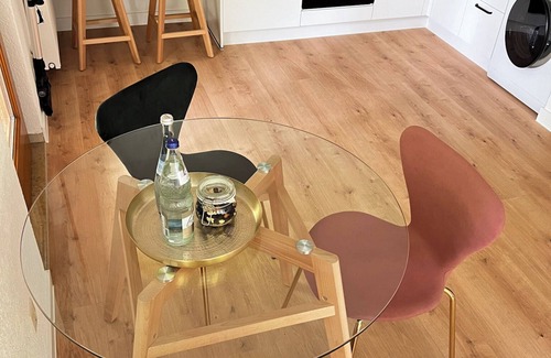 Rauhenbretzingen Apartamento | Apartamento de calidad en una zona tranquila cerca de Schwäbisch Hall