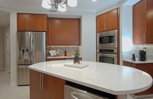 Daytona Beach Condominio | Elegante condominio directo frente al mar Relajación