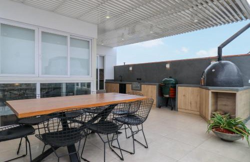 San Antonio Apartamento | Elegant Duplex with Modern Balcony in Miraflores