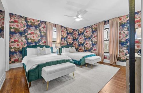 Historic Waverly Casa | Elegant Elliott-2 Units-Hot Tub-Mins to 12 South