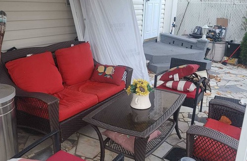 Queens Casa | Elegant Escape: Cozy, Spacious, by JFK