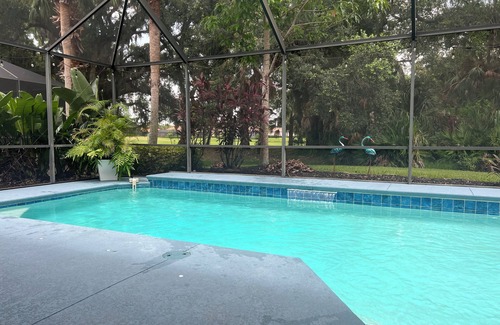 Braden River Villa | Elegant Escape on Championship Golf Course - Gated Oasis