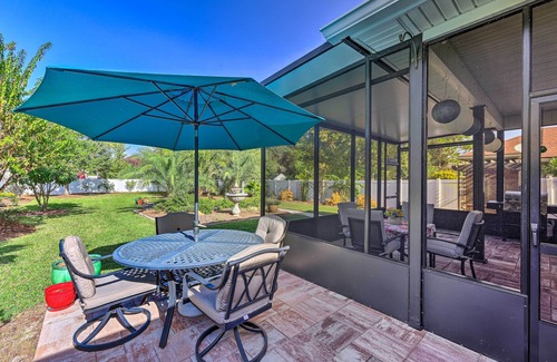 Fernandina Beach Casa | Elegant Home w/ Screened-In Patio & Fenced Yard