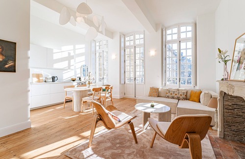 Hotel de Ville - Quinconces Apartamento | Elegant flat Place du Parlement for 4 people