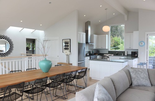 Stinson Beach Casa | Hermoso complejo cerrado a pocos pasos de la playa y a dos cuadras de la ciudad.