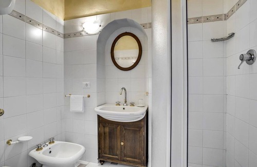 Radicofani Villa | Elegant hillside Villa Val d'Orcia up to 28 guests