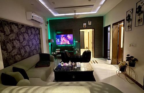 Lahore Villa | Elegant Holiday Villa with Modern Comforts