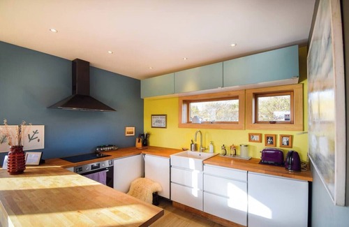 Capital Region Casa | Elegant house in nature reserve at city limits. Peace and tranquility!