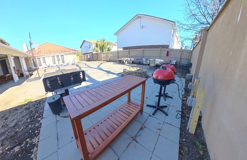 Myrtle Beach Casa | Elegant, Huge, 4King/Private Pool/Huge Yard/GameGarage/Rooftop Deck w Ocean View