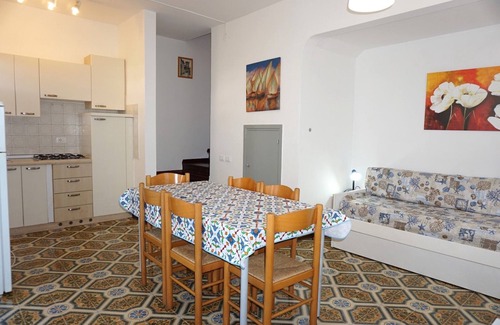 Porto Santa Margherita Villa | Elegante villa con piscina y barbacoa