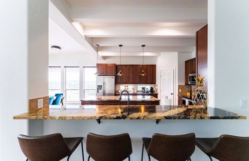 Northshore On Lake Travis Casa | Elegant Lakeside Home w/ Infinity Pool, Game Room, & Scenic Views