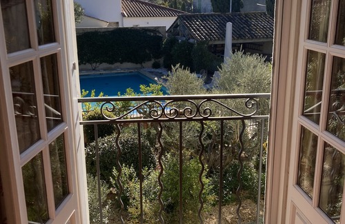 Mouries Casa | Elegant Large Provençal House near Maussane-Les-Alpilles & St Rémy de Provence