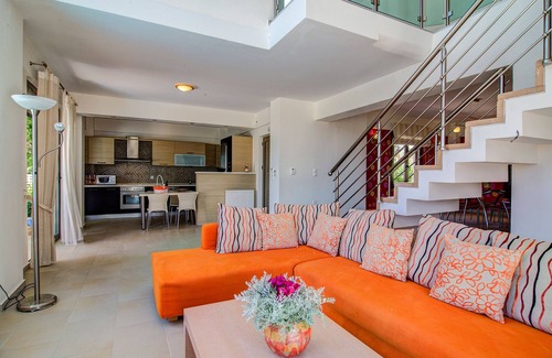 Skouloufia Villa | Villa elegante y lujosa en un entorno tranquilo.