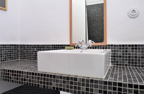 Hinojales Casa | Elegante casa con piscina en pueblo con encanto de la Sierra de Huelva