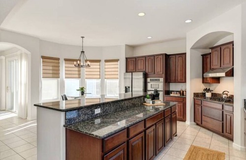 North Natomas Casa | Elegant Mediterranean Hotel Style Home W/ Hot Tub!