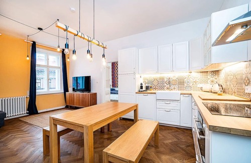 Karlin Apartamento | Elegant, modern, 2-bed flat by Museum of Prague