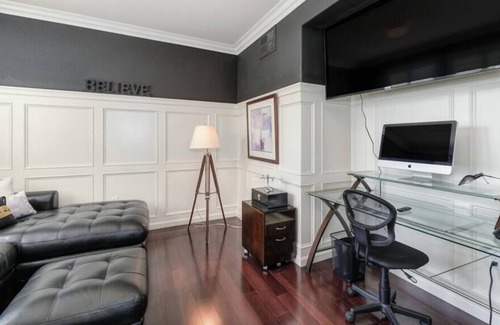 North Natomas Casa | Elegant Natomas Town-home For Business Travelers!