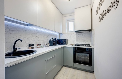 Bucharest City-Centre Apartamento | Elegant Old Town Apartment - Central, Quiet, Fully Equipped