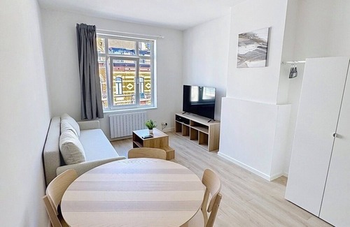 Altitude 100 Apartamento | Elegant one-bedroom apartment