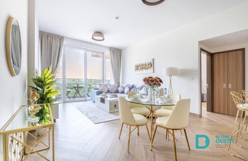 Bur Dubai Apartamento | Elegant One Bedroom Apartment in Wasl 1 Residence