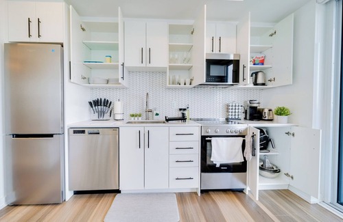 Kitchener Condominio | Elegant Open-Concept Condo in Downtown Kitchener-Waterloo
