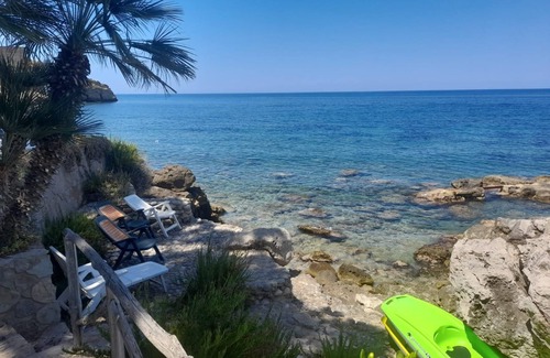 Altavilla Milicia Casa | Elegant residence on the rocks with exclusive sea views