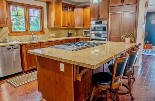 Alta Mesa Casa | Elegant Santa Barbara Retreat – 4BR Oasis w/ Pool, Library & Outdoor Haven