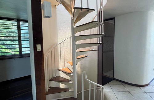 Humacao Pueblo Casa | Spacious 5-bedroom house in superb Humacao with WiFi, AC