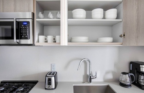 South Loop Apartamento | Elegant South Loop 1BR w/ Pool, BBQ & Gym, nr Grant Park, by Blueground