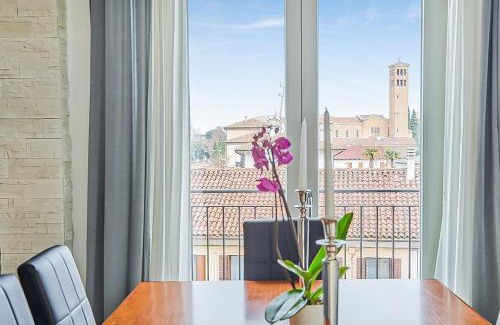 Treviso Apartamento | Elegant & Spacious - 30 min from Venice - King beds!
