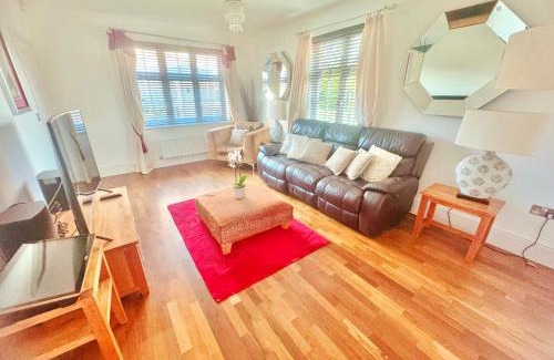 Staple Hill Casa | Elegant & Spacious Bristol Home