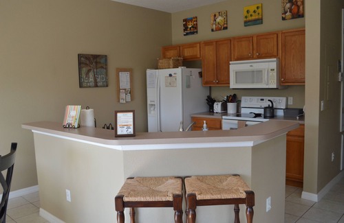 West Kissimmee Casa | Elegante y espaciosa casa de pueblo a 4 millas de Walt Disney World