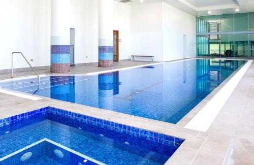 Southport Apartamento | Elegant Splendor 3 bedroom Apartment with Tram Access