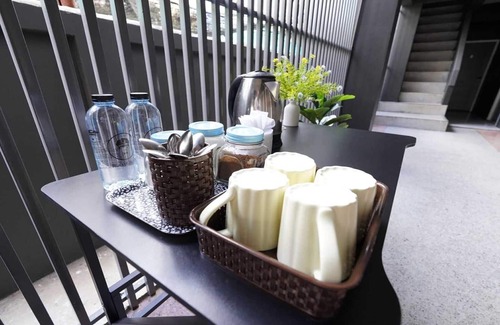 Samsen Nok Casa | Elegant Standard Double | Heart of Huaikwang