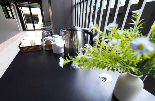 Samsen Nok Casa | Elegant Standard Double | Heart of Huaikwang
