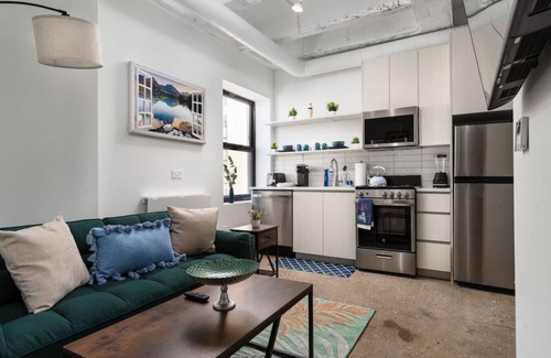 Uptown Apartamento | Elegant Style Loft Montrose|13 mins DT|4 mins Lake