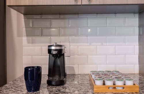 Lake Highlands Apartamento | Elegant suite w/ FREE parking & gym near Arboretum