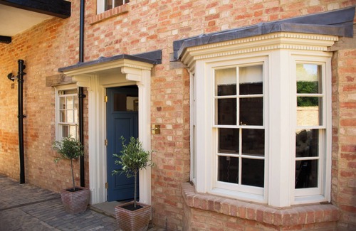 Towcester Casa | Elegant sumptuously decorated town house located in Towcester, Northamptonshire
