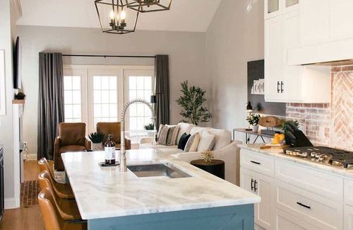 Belle Meade Casa | Sprawling Sylvan Park Estate