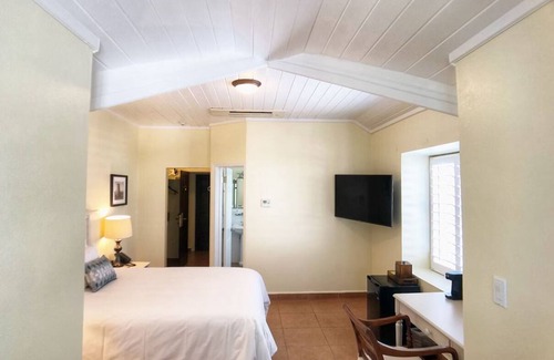 Christiansted Hotel | Elegant Urban Stay Close to Christiansted Harbor, Galleries, Dining, Shops
