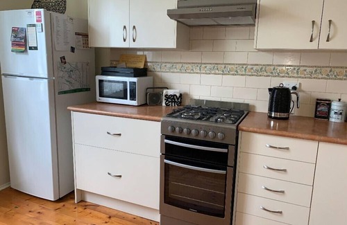 Kyneton Casa | Charming Victorian Cottage in town centre