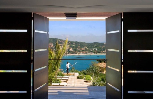 Buzios Villa | Elegant Villa in Ferradura Beach Buzios - BUZ003