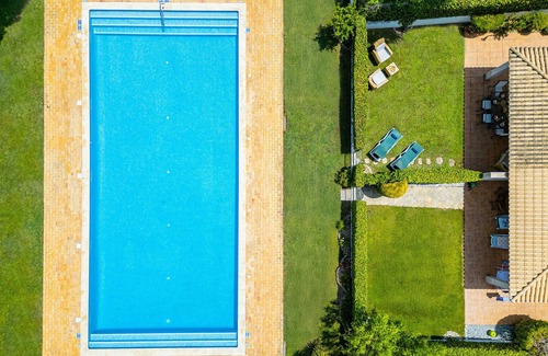 Vilamoura Villa | Sophisticated Family Villa Near Falésia Beach
