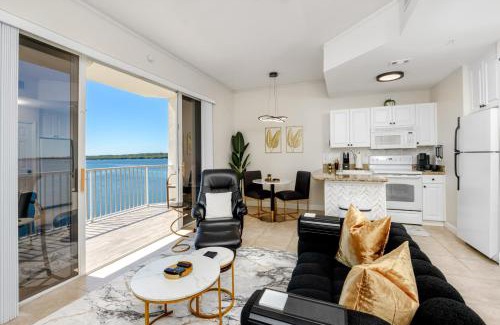 St. Petersburg - Clearwater Apartamento | Elegant Waterfront Place for Two/Boca Ciega Resort