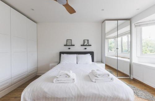 Hanger Hill Casa | Elegant West London Home with Style