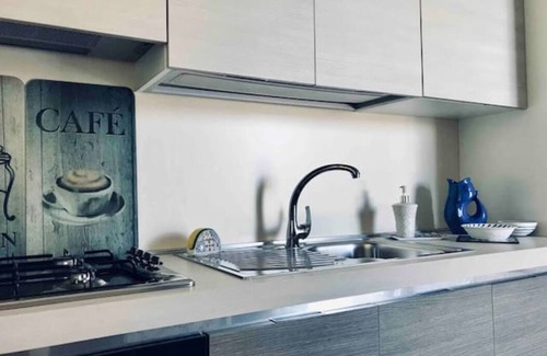 Porto Ceresio Apartamento | Elegante appartamento sul lago - a pochi minuti dalle spiagge