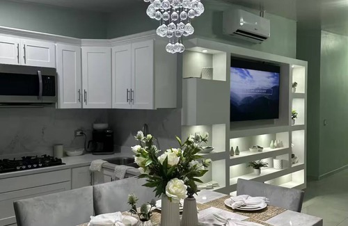 San Miguel Casa | ¡Elegante & Encantadora! Casa en Nueva San Miguel
