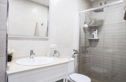 Osuna Apartamento | Elegante y acogedor. Buena ubicación