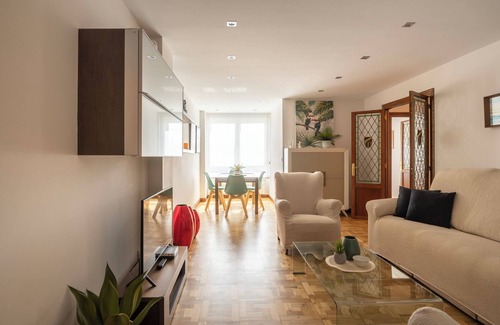 Escobedo de Camargo Apartamento | Elegante y amplio casa con vistas espectaculares