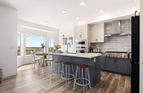 Balzac Casa | ElegantLife: Spacious 5-Bedroom Retreat with Stunning Views 🏞️